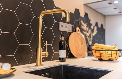 Zuidwal Apartamento | Haya Historic - 'malbec'