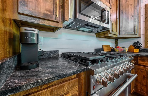 Broken Bow Cabina | {NEW} Mountain Fork Landing Cabin~ DIRECT RIVER ACCESS