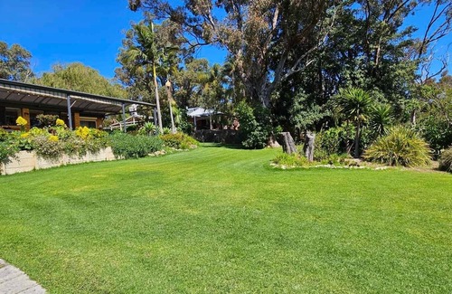 Leschenault Casa | Three Waters Australind 4 Bedroom Water Views with Pool