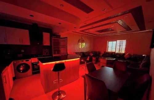 Oued Laou Apartamento | Luxurious Scandinavian-style, pool & play area