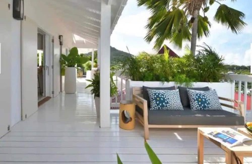 Bouvet Island Casa | 2 bedrooms house with stunning view .