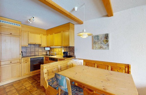 Lenz Apartamento | 3.5-room apartment in a sunny location in Lantsch-Lenzerheide