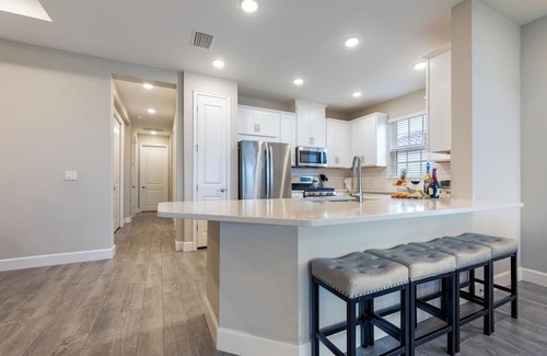 Braden River Casa | Resort Amenities- Pool/Gym/Golf-3 Beds 2 Baths-Lakeview-Dogs Ok