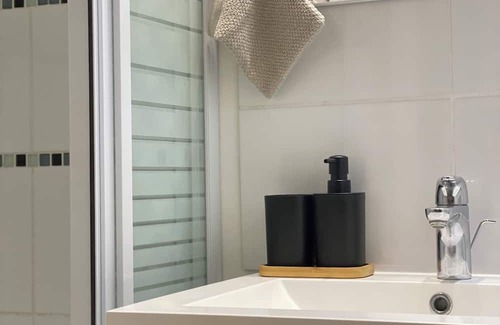 Cret de Roc Apartamento | Cosy duplex Hôtel de Ville | Wifi | Netflix