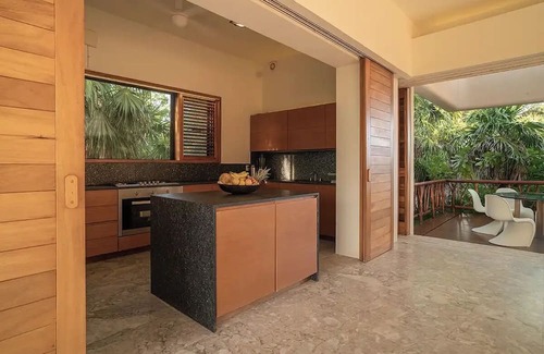 Chacchoben Villa | Casa Ikal Beachfront Villa in Sian Ka’an, Tulum