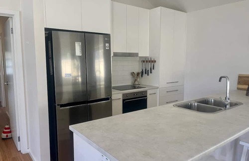 Waterhouse Casa | The Salty Olive - WiFi, Pet Friendly Outside