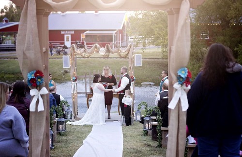 South Oklahoma City Casa | Authentic Wagon Rentals for a Family Getaway near Norman, Oklahoma