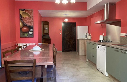 Saint-Pierre-de-Trivisy Casa | Grand Hortensia - SAINT-PIERRE-DE-TRIVISY