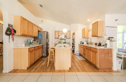 Plymouth Casa | 1 Flint and Kingscrest, LLC - Entire House