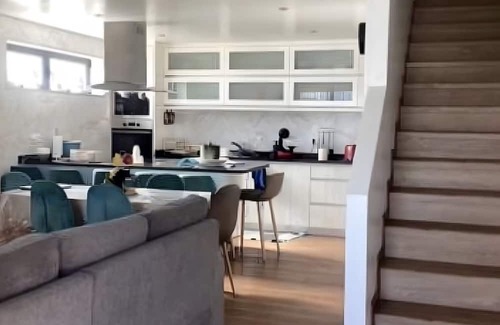 Altares Casa | Holiday Home 'Inspiration' with Sea View, Wi-Fi and Air Conditioning