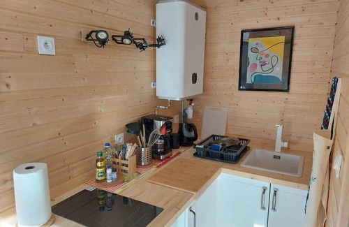 Saint-Just-de-Claix Casa | Chalet and terrace perched in the trees