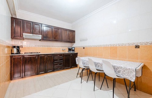 Daoudiate Apartamento | Stylish Family 2BR Apartment 2 min from Majorelle Garden & YSL– Marrakech Center