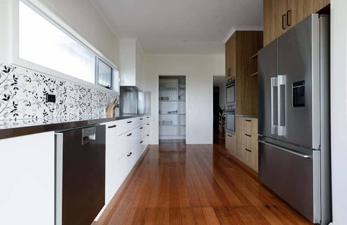 East Devonport Casa | Oceanfront Escape with Fire Pit & Coastal Views