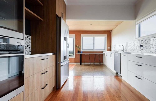 East Devonport Casa | Oceanfront Escape with Fire Pit & Coastal Views