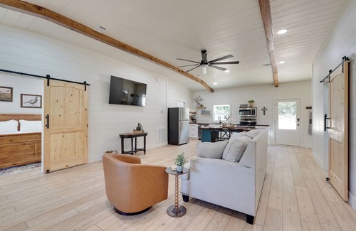 Millen Cabaña | Nature-Centric Retreat! Newly Built Millen Cottage