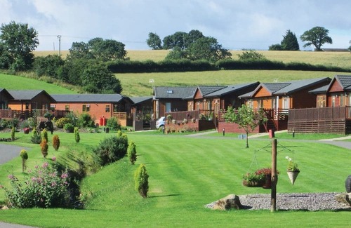 Tunstall Chalet De Esquí | 2 bedroom accommodation in Tunstall, Richmond