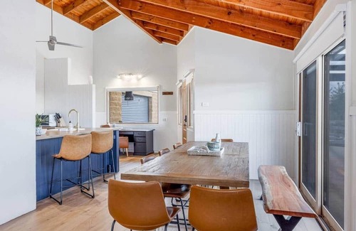 Mia Mia Casa | Mia Springs Pool Retreat