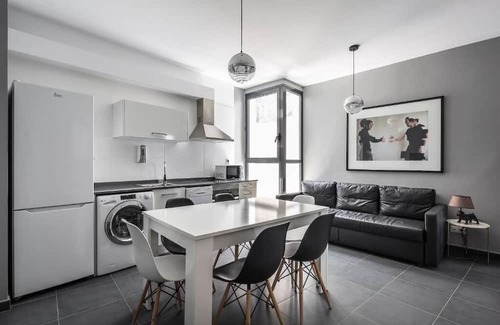 La Seu Apartamento | Catalina Suites San Nicolas