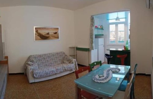 Albissola Marina Apartamento | three-room apartment by the sea