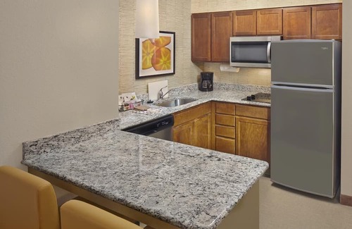 Avon Apartamento | Comfort and Convenience! 4 Cozy Units w/Free Breakfast and Parking!