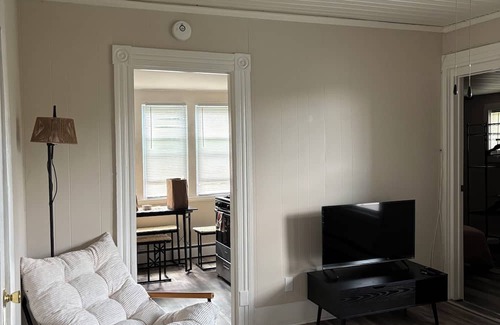 Dansville Apartamento | Cozy 1-bed apt in Dansville. Walking Distance to Noyes Memorial Hospital