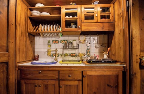 Camporgiano Cabaña | Cottage in Garfagnana with private hot tub and panoramic views