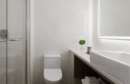 Pinellas Point Hotel | A Slice of Paradise | Relax, Play, & Indulge in Unique St Pete Experience!