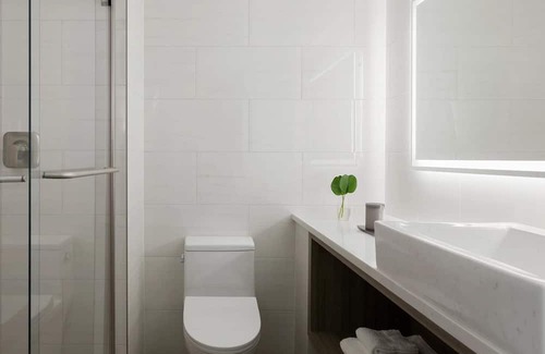 Pinellas Point Hotel | Gulf Coast Retreat | Lounge by Two Pools | Private Beach & Marina Access