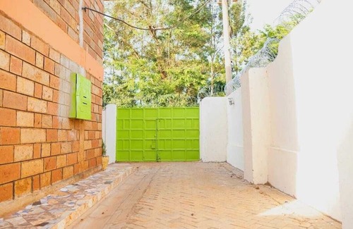 Murang'a Apartamento | Quiet, welcoming and Serene 2-bedroom airbnbs in Muranga with no shared tenants