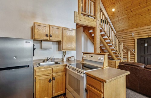 Coalville Cabina | Evergreen Ridge | Pool | Hot Tub | Snowmobiling