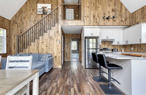 Saint-Michel-des-Saints Chalet De Esquí | Spa, Nature & Adventure - Rustique Chalet