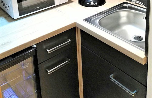 Sinsheim Apartamento | Apartment 'Gabriele' with Wi-Fi and Garden View