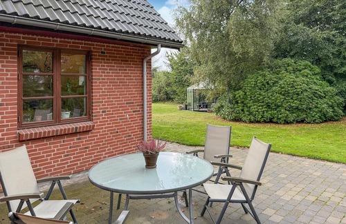 Sønder Felding Casa | Awesome home in Sønder Felding with house a panoramic view
