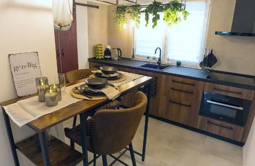 Hajduszoboszlo Casa | Rust - Privé tuin - Hottub - Campervan -Petfriendly