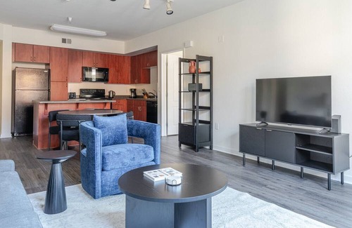 Union City Apartamento | Blueground | Union City, pool, nr Don Castro Park