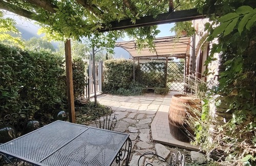 Novalesa Apartamento | Comfortable detached apartment with garden and balcony.