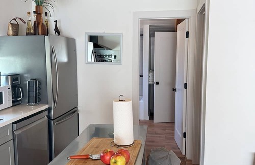 Douglas Flat Cabaña | A 2 Bedroom 1 Bath Country Style Cottage just down the road from Murphys.