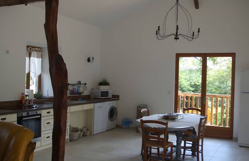 Bagert Casa | Garaouet Holiday Home with Mountain View, Garden, and Parking