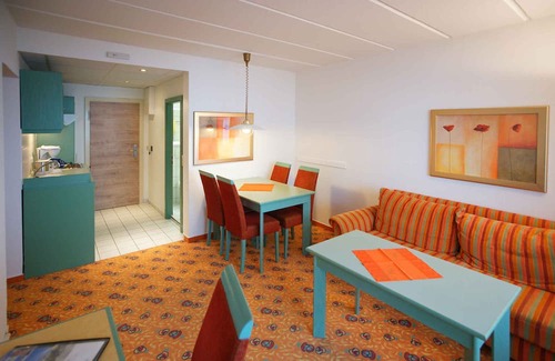 Schoeneck Apartamento | Holiday apartment with balcony