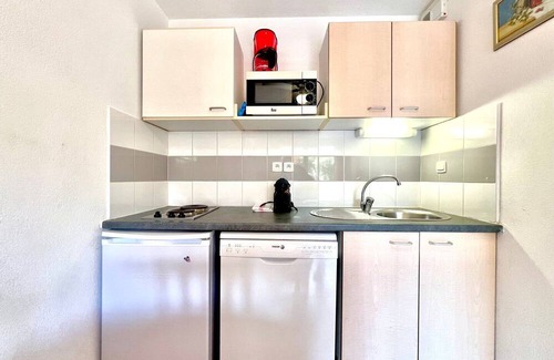 Calvisson Apartamento | Le Soleil du Mas, 2 guests, Pool in Calvisson