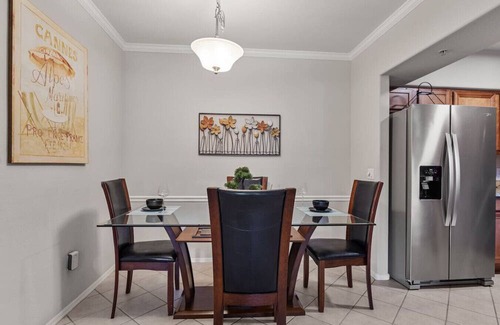 North Scottsdale Apartamento | 1st Floor Condo close to Westworld &TPC + Pool&Spa