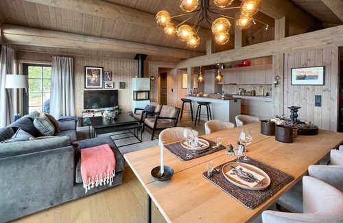 Sor-Fron Casa | Amazing home in Gålå with sauna