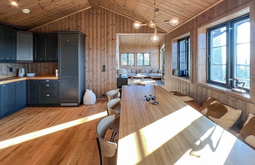 Kroderen Casa | Stunning home in Noresund with sauna