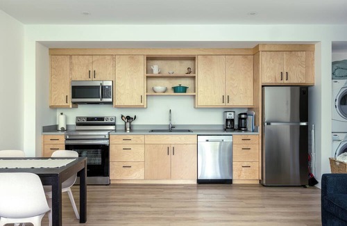 Pemberton Casa | Cozy One-bedroom suite in Pemberton - 30 mins from Whistler