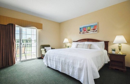 Pembine Hotel | Family Friendly Getaway! 3 Cozy Units w/Pool & Gym Access, Free Parking!