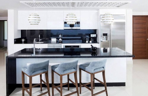 Centro Complejo | 4 Bedroom Designer Loft with Panoramic Ocean Views