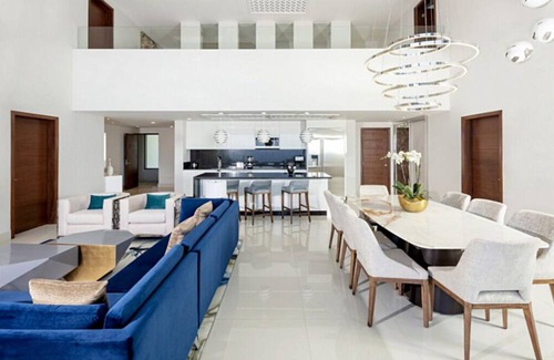 Centro Complejo | 4 Bedroom Designer Loft with Panoramic Ocean Views