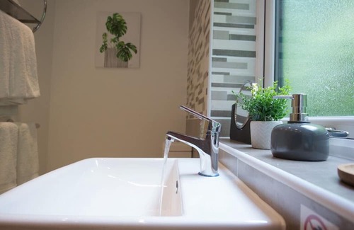 Kidderminster Hotel | Country pub with rooms