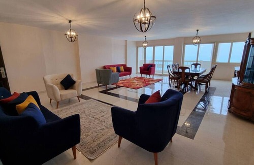 Bab Sharqi Apartamento | Alex sea view (families only)