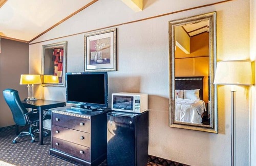 Dodge City Hotel | Discover Pet Friendly Unit Close To Boot Hill Museum